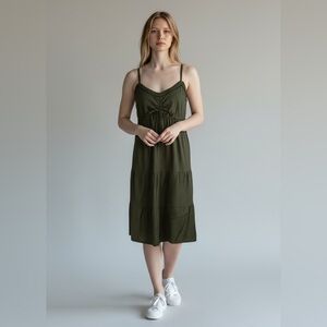 Reitman’s Y2K olive green tiered cotton linen spaghetti strap sundress size 7